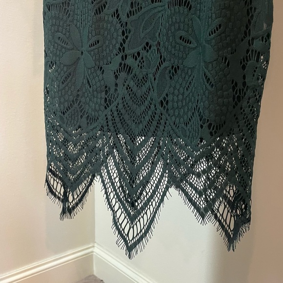 Women’s Strappy Lace Midi Dress, Hunter Green, Medium - Picture 4 of 10
